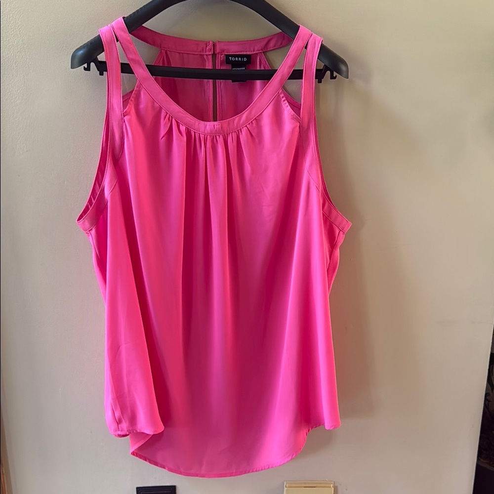 Never Worn Size 1X Torrid Pink Relaxed Sleeveless Blouse